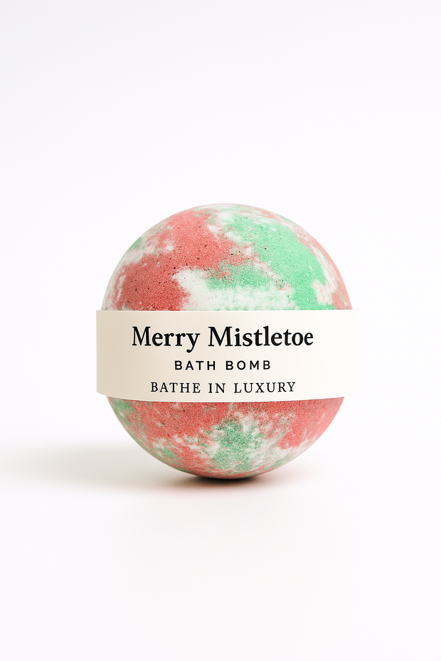 Merry Mistletoe Bath Bomb – Festive Fizzy Soak | Sweet Pine & Berry Blend